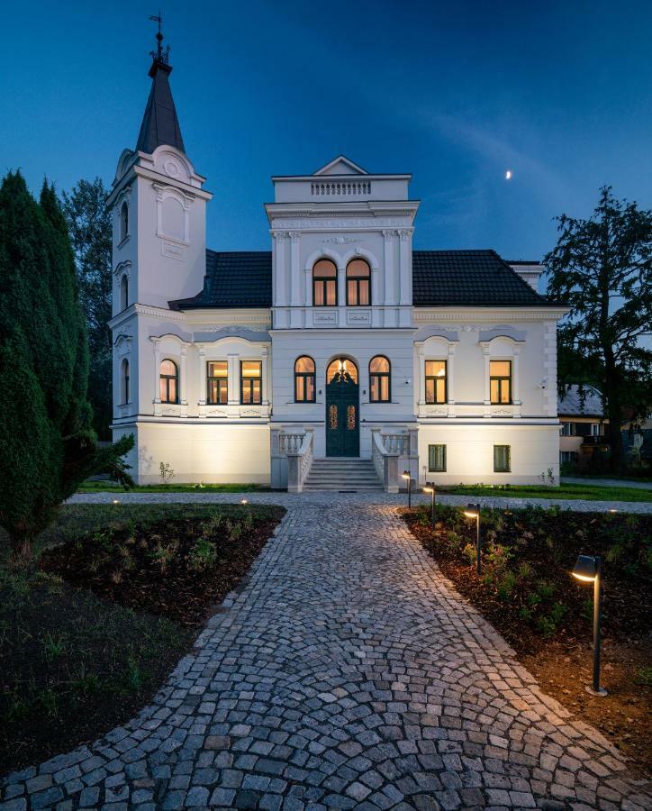 Villa Rosenaw Roznov pod Radhostem Bagian luar foto